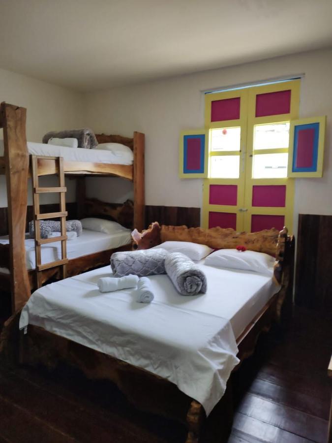 Отель Hostal Casa Madrigal Филандия Экстерьер фото